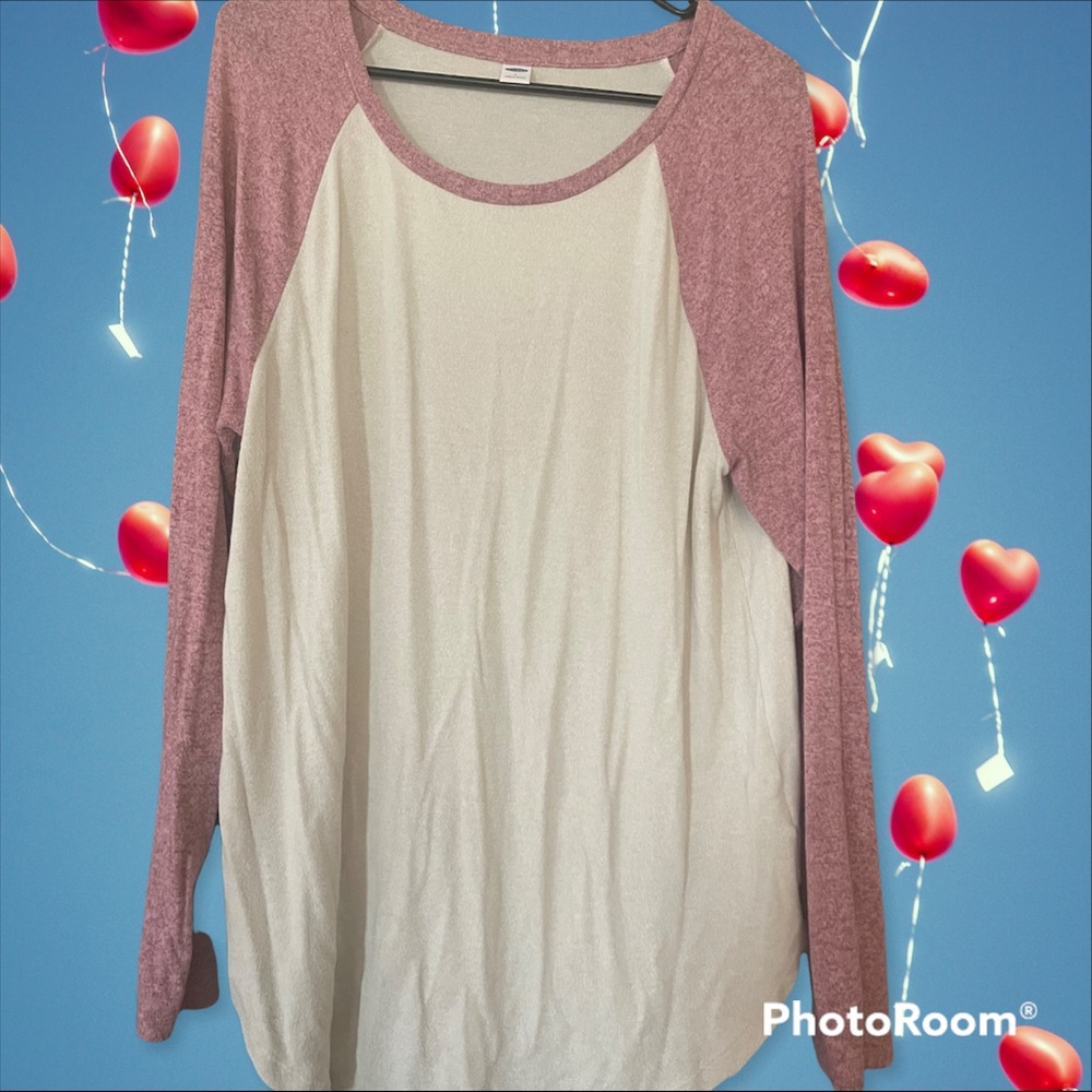 Old Navy “boyfriend tee”